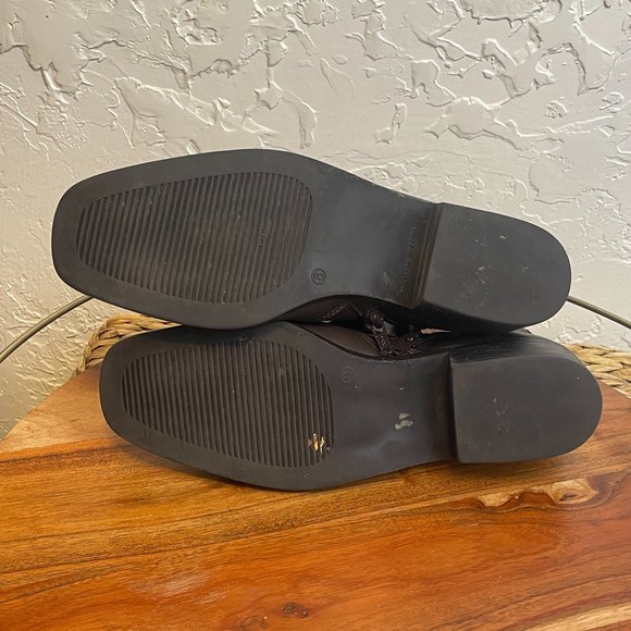 Covington 'Vince' Brown Leather Zip Up Ankle Booties - Picture 4 of 6